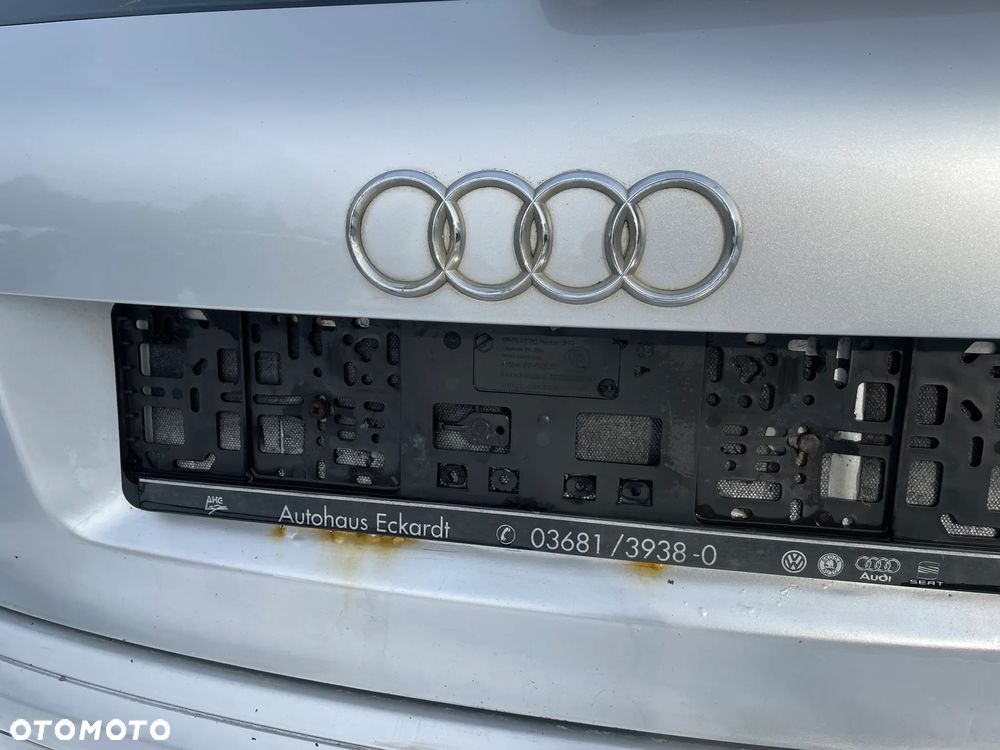 SZYBA KLAPA BAGAŻNIKA AUDI A3 8P 3D LY7W - 2