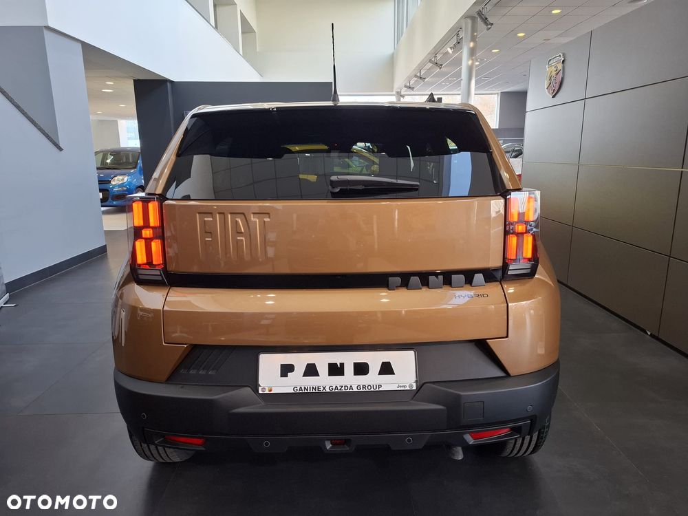 Fiat Grande Panda 1.2 mHEV Icon eDCT - 4