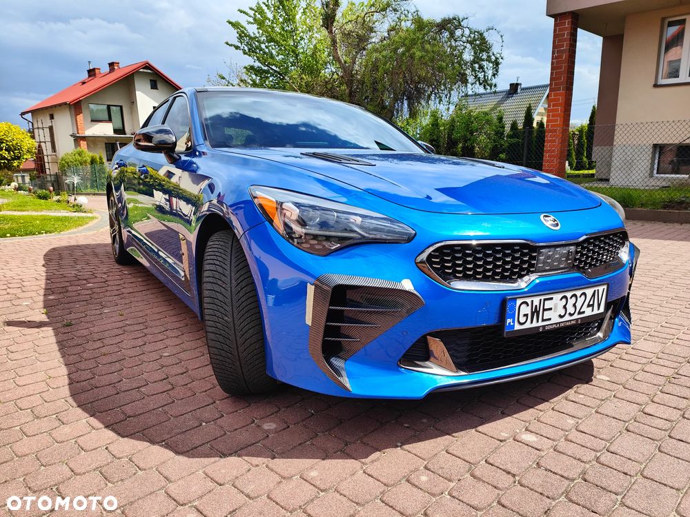 Kia Stinger - 25