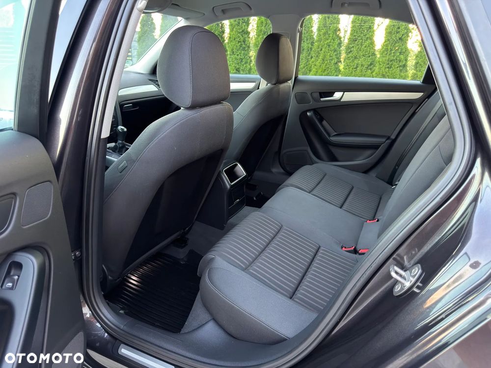 Audi A4 Limousine 1.8 TFSI Attraction - 34