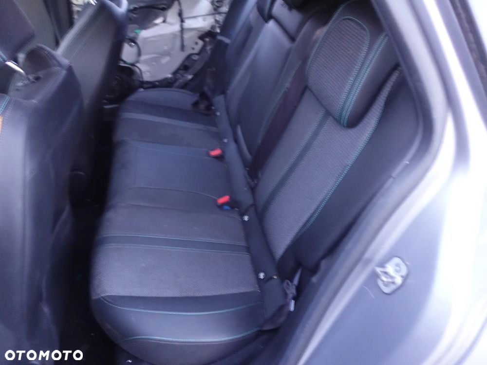 Peugeot 308 BlueHDi 130 EAT8 Active Pack - 6