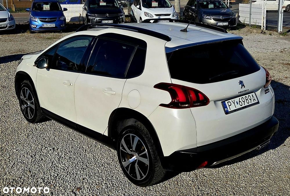 Peugeot 2008 - 4