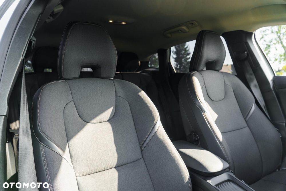 Volvo V40 T3 Drive-E Momentum - 14