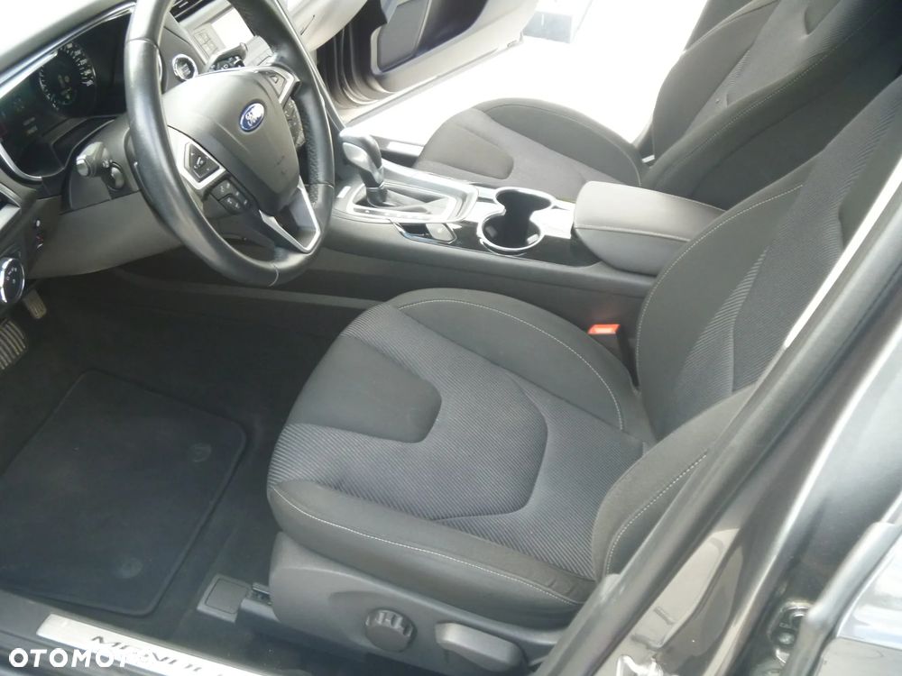 Ford Mondeo 2.0 TDCi Titanium PowerShift - 23