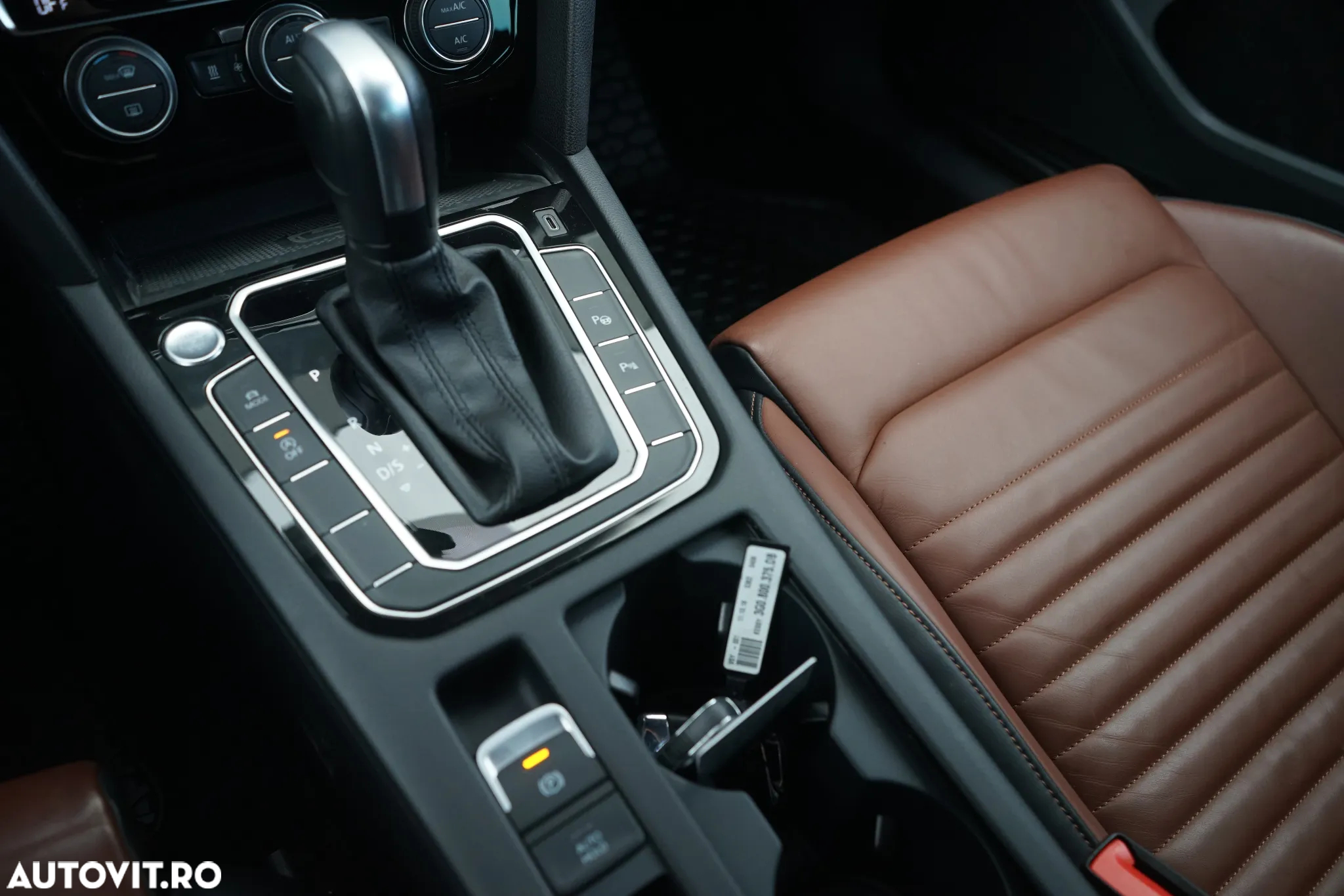 Volkswagen Passat - 23