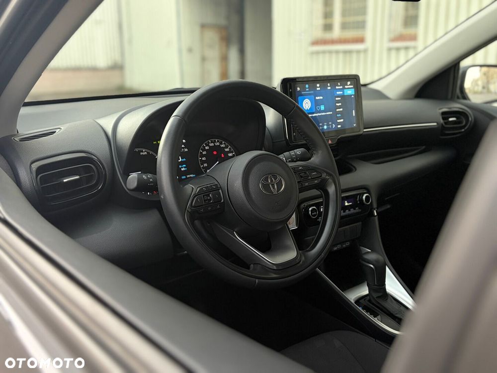 Toyota Yaris - 18
