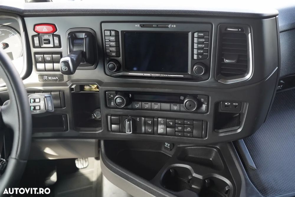 Scania S 500 / RETARDER / FULL AIR MATIC / NAVI - 29