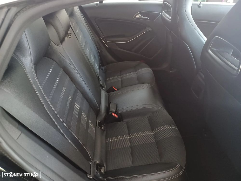 Mercedes-Benz CLA 180 d Shooting Brake Urban - 21