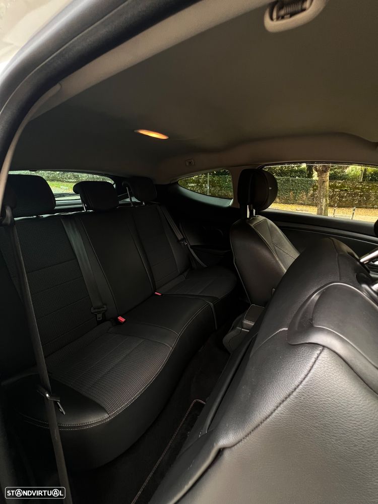 Renault Mégane Coupe Energy dCi 130 FAP Start & Stop GT Line - 12