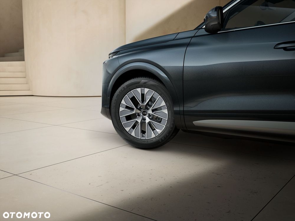 Audi Q9 - 10