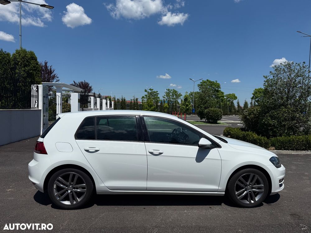 Volkswagen Golf 2.0 TDI DPF BMT Highline - 10