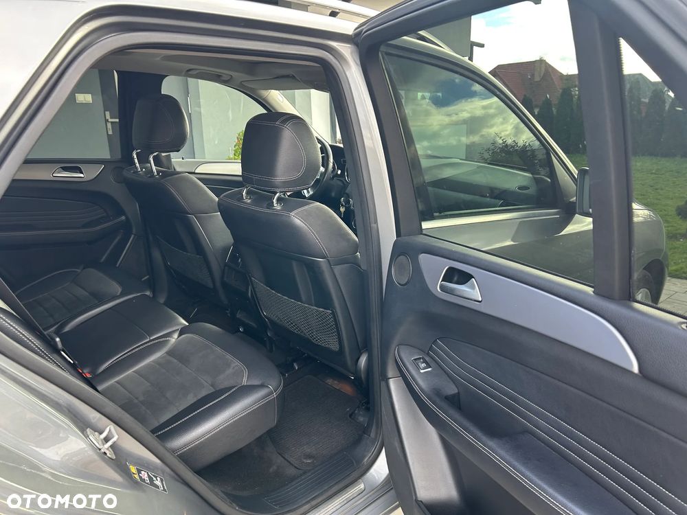 Mercedes-Benz ML - 7