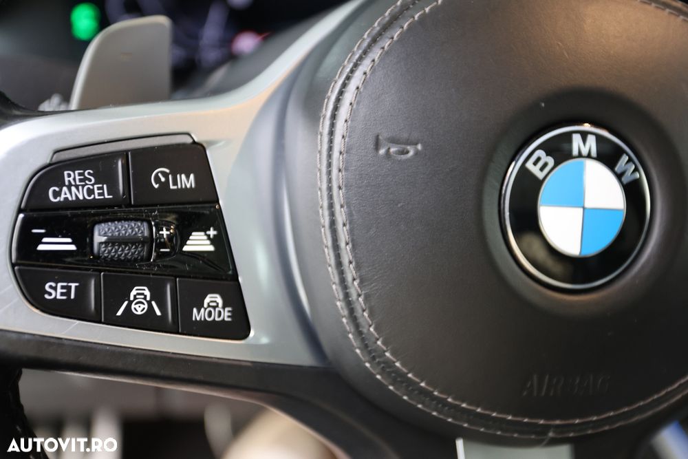 BMW X5 xDrive45e - 36