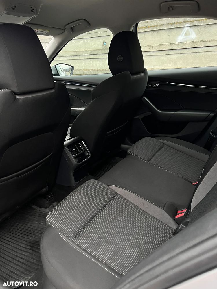 Skoda Octavia 1.0 TSI Style - 6