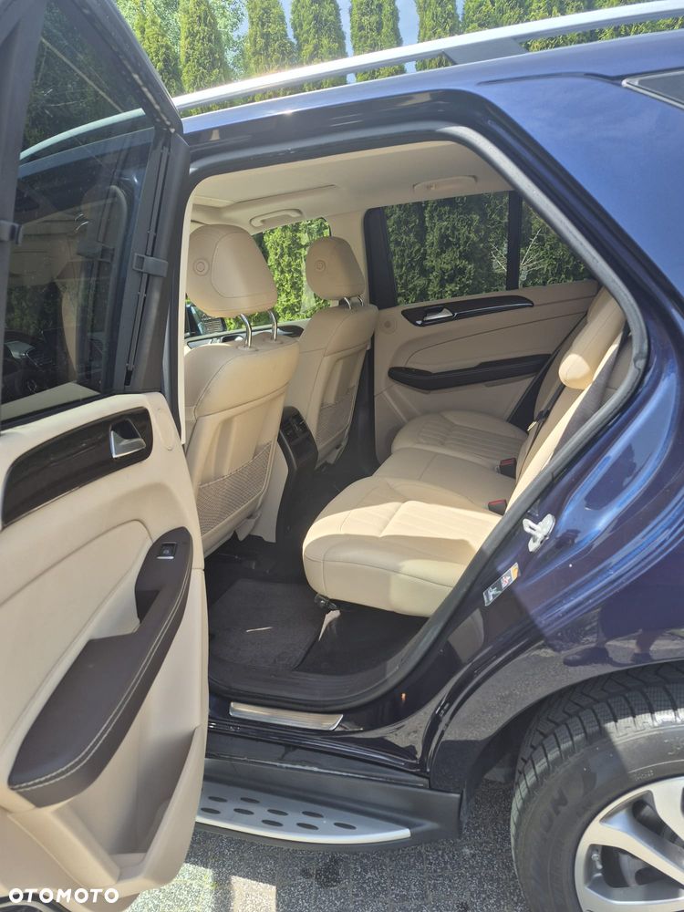 Mercedes-Benz GLE - 19