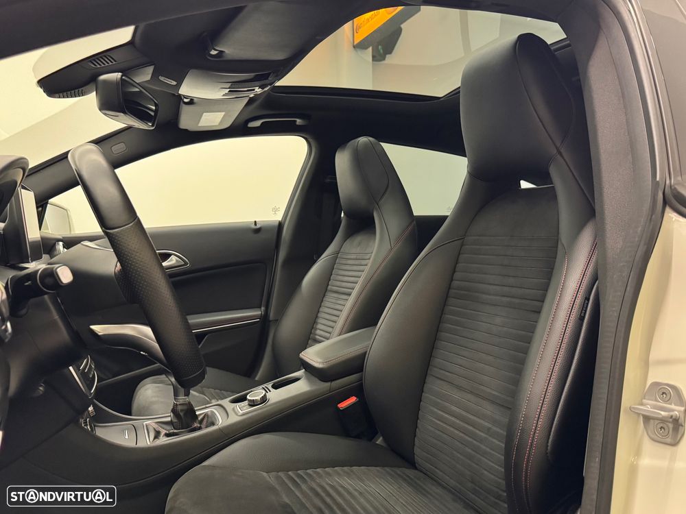 Mercedes-Benz CLA 200 d Shooting Brake AMG Line - 19