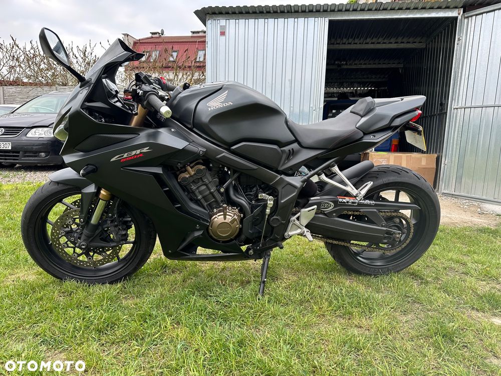 Honda CBR - 3