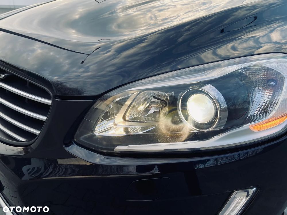 Volvo XC 60 D4 AWD Momentum - 16