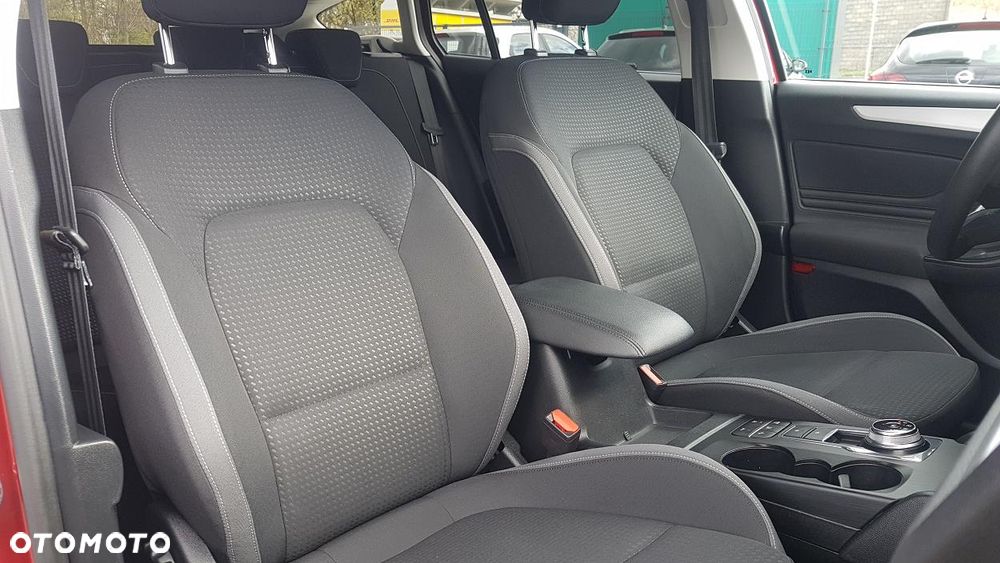 Ford Focus 1.0 EcoBoost Titanium Business - 25