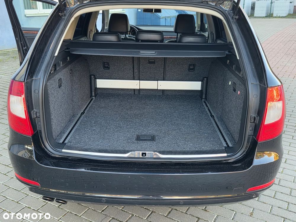 Skoda Superb Combi 2.0 TDI DSG Exclusive - 25