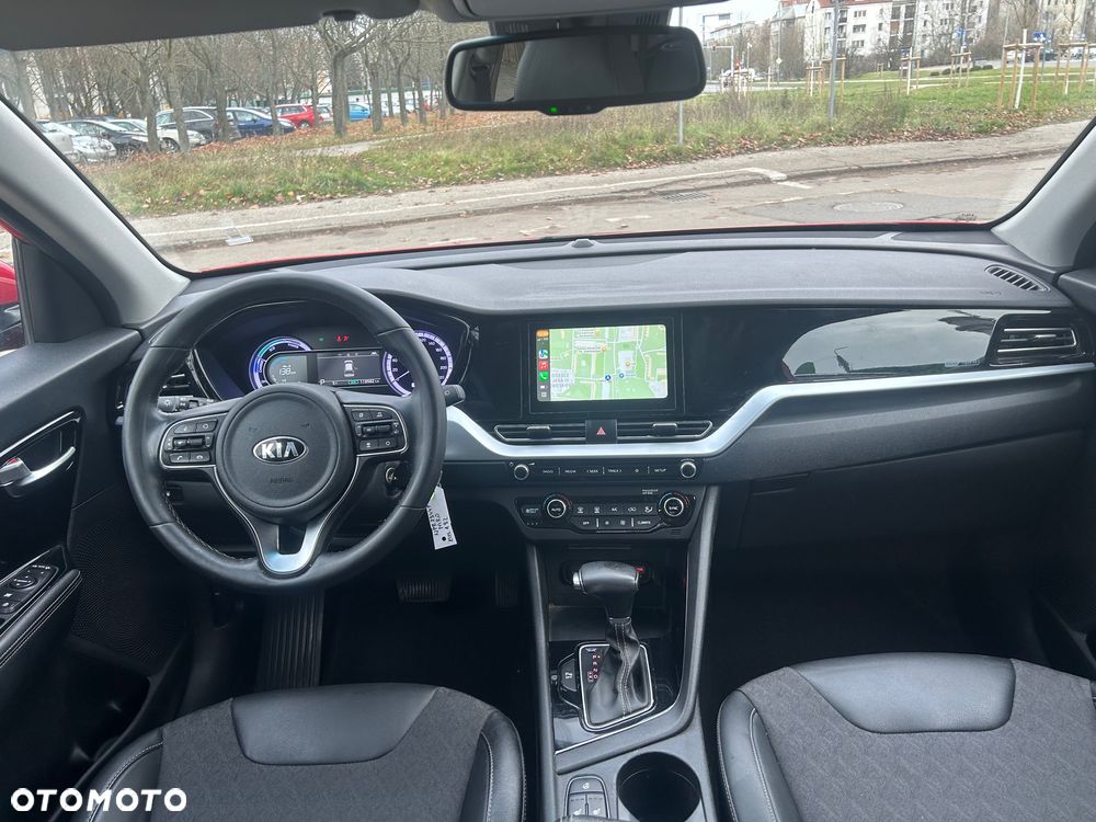Kia Niro 1.6 GDI Hybrid L Business Line - 13