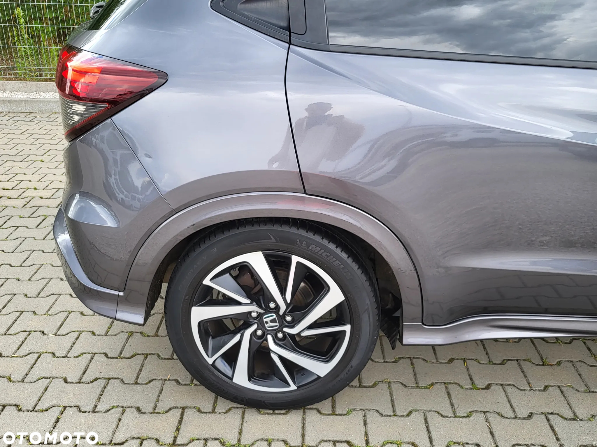 Honda HR-V 1.5 Executive (ADAS / Connect+) CVT - 32