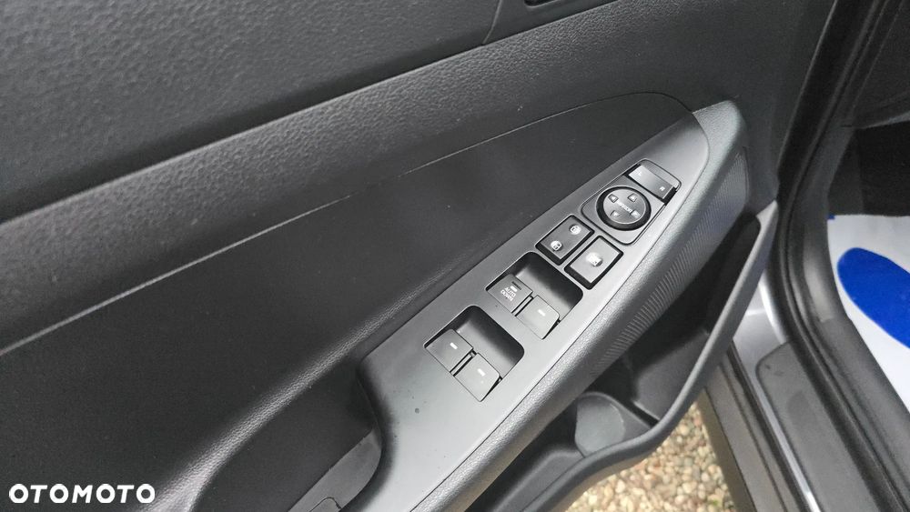 Hyundai Tucson 1.6 GDI BlueDrive Style 2WD - 12