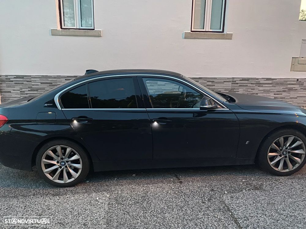 BMW 330 e iPerformance Line Sport - 1