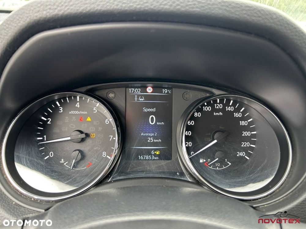 Nissan Qashqai - 16