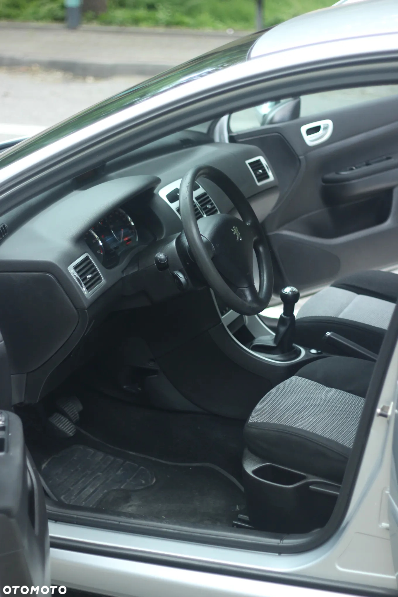 Peugeot 307 HDi 110 Sportline - 21