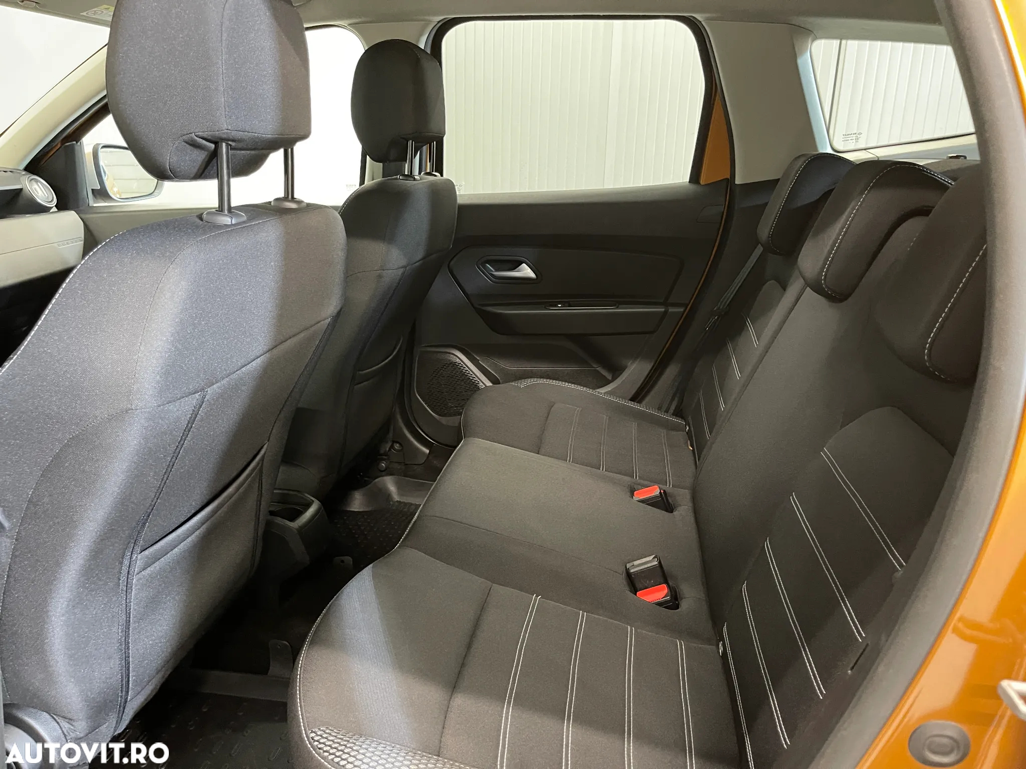 Dacia Duster 1.5 Blue dCi 4WD Prestige jante 17" - 10