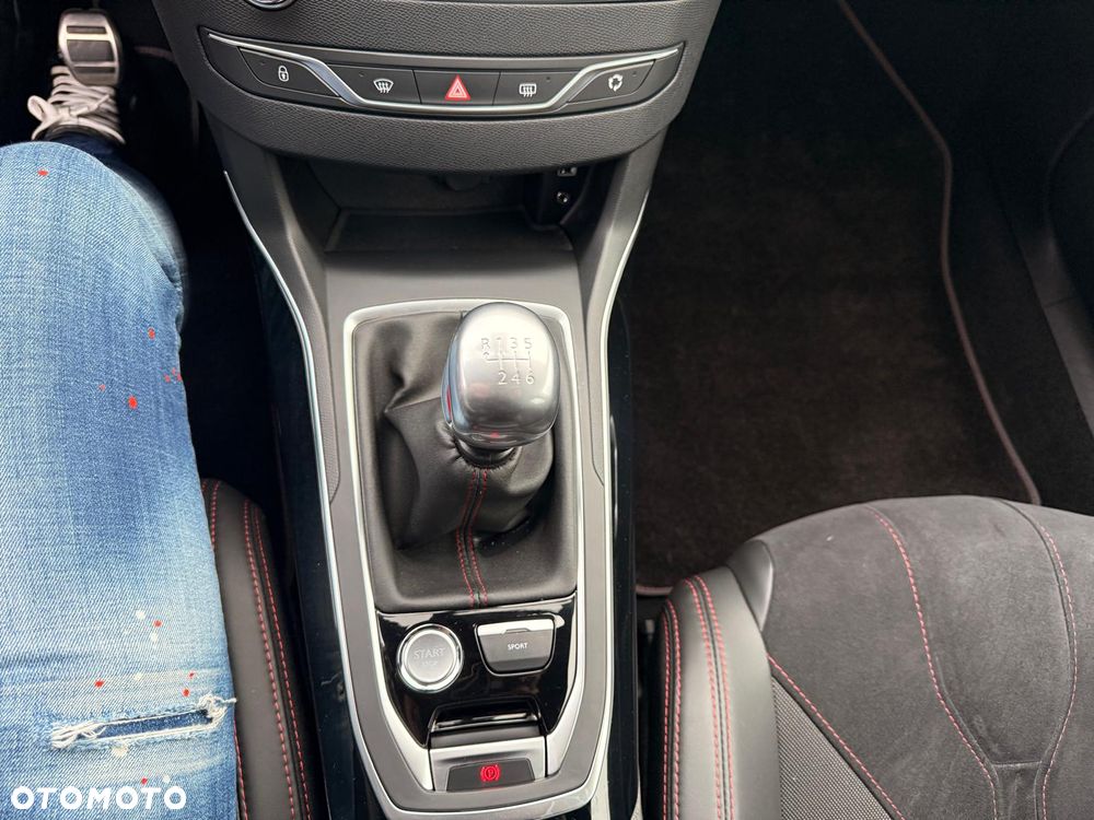 Peugeot 308 GTi by Sport - 15