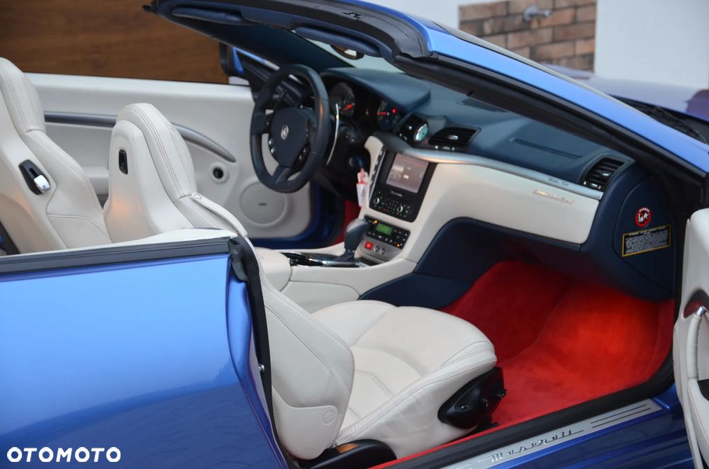 Maserati GranCabrio Sport - 31