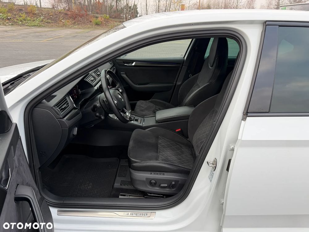 Skoda Superb 2.0 TSI Sportline DSG - 9