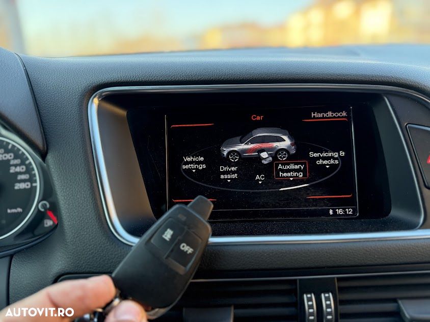 Audi Q5 2.0 TDI Quattro S tronic Sport - 34