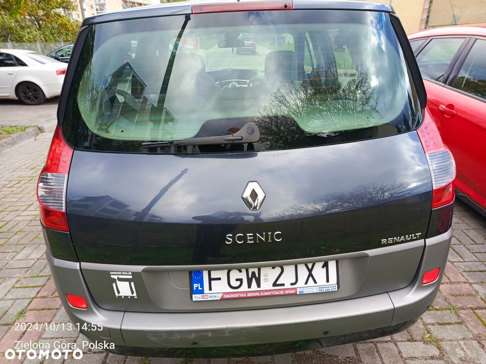 Renault Scenic 2.0 16V Emotion - 3