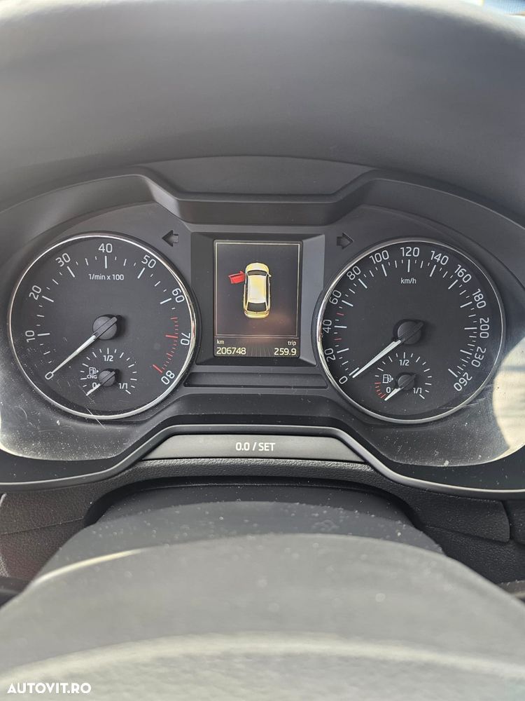 Skoda Octavia - 4