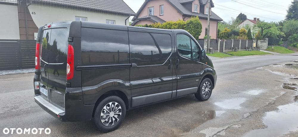 Opel Vivaro - 5