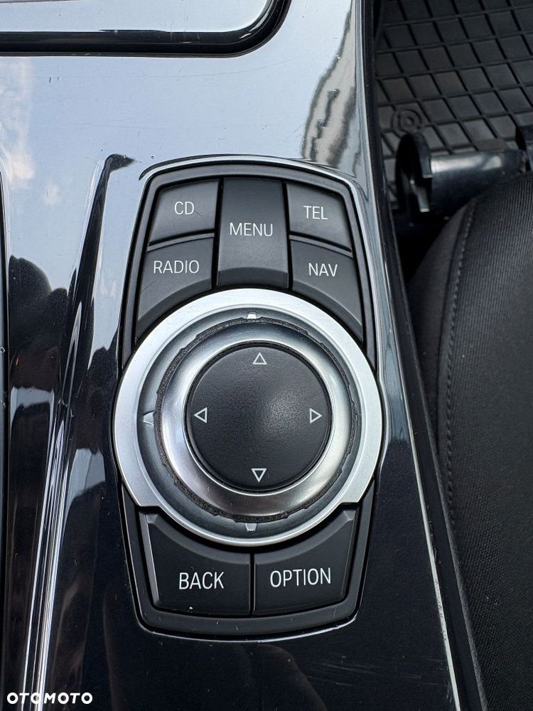 BMW Seria 5 520d - 15