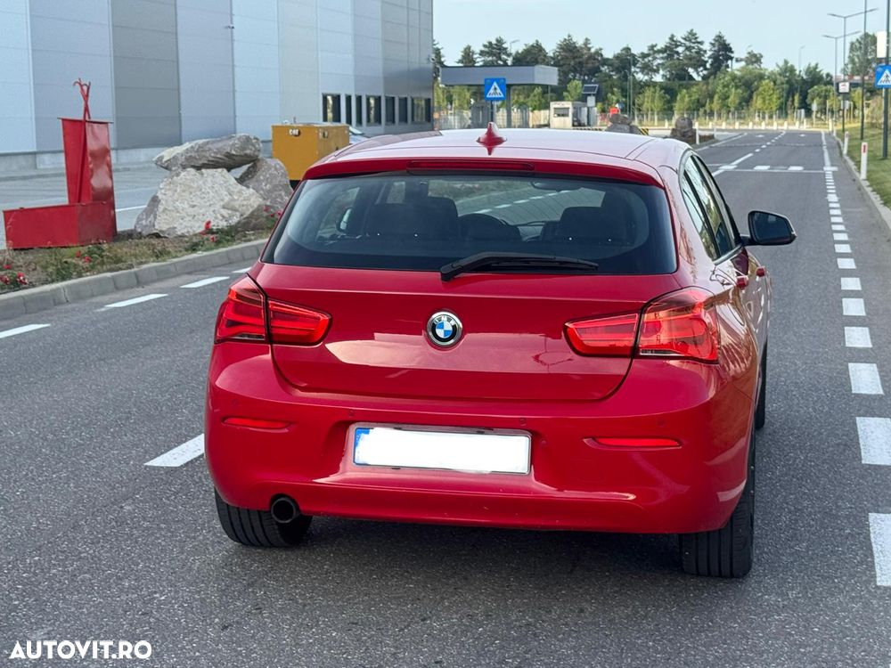 BMW Seria 1 116i - 4