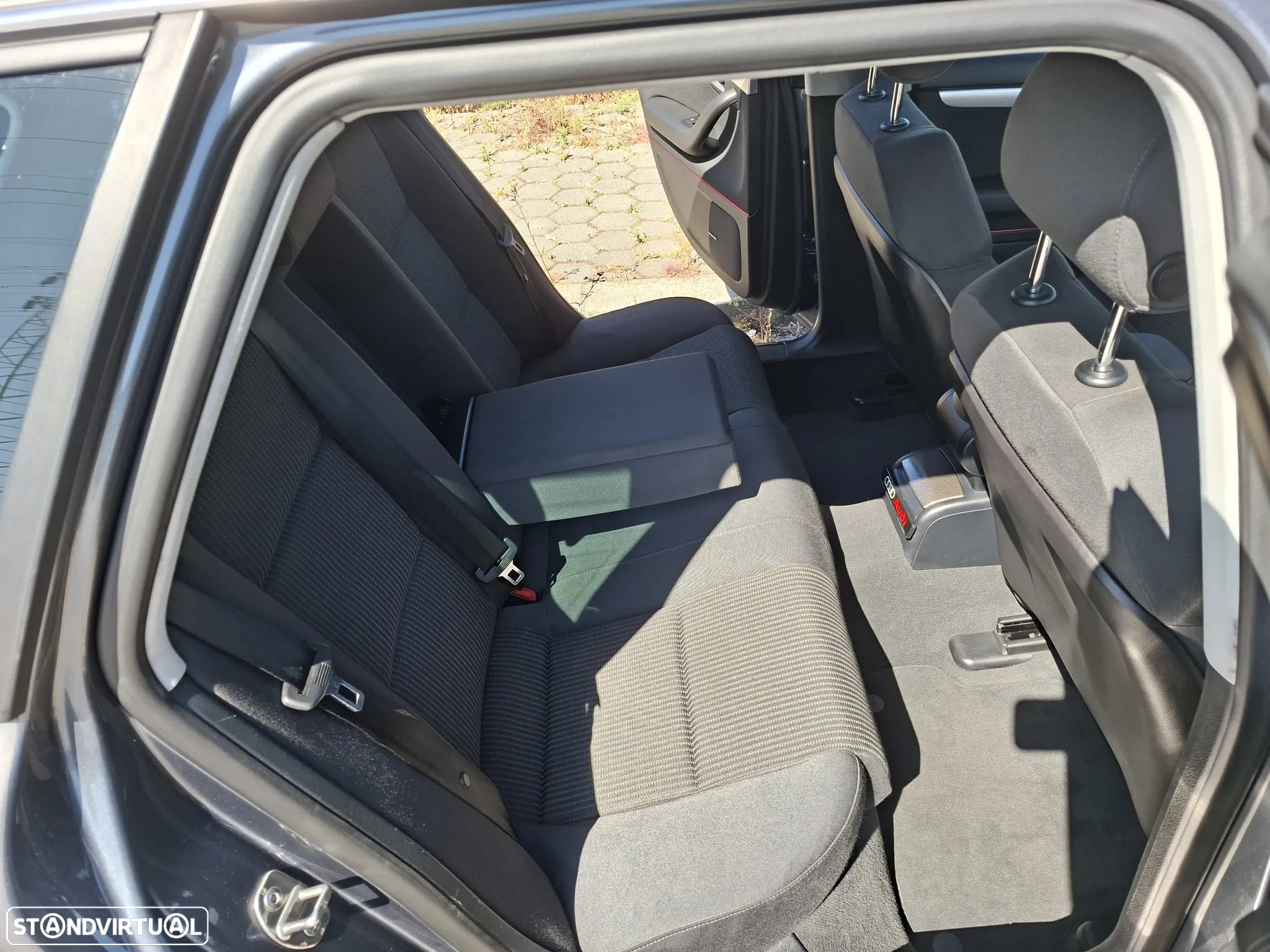 Audi A4 Avant 2.0 TDI S-line - 19