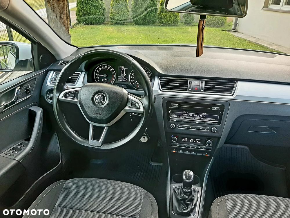 Skoda RAPID - 10