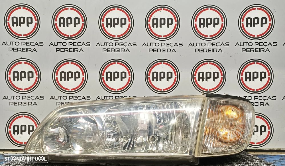 Farol/ótica esquerda Hyundai H1de 2001, usada original, regulação manual. - 1