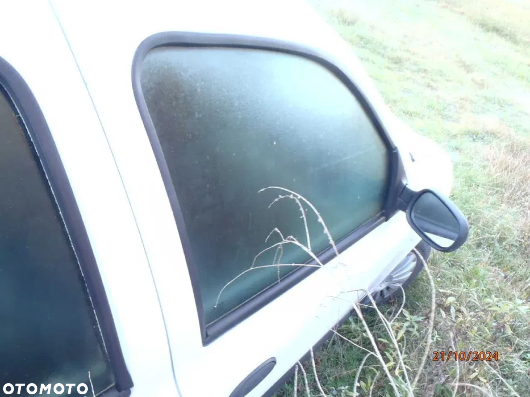 drzwi renault clio II 5 drzwi białe ładne do założenia - 7