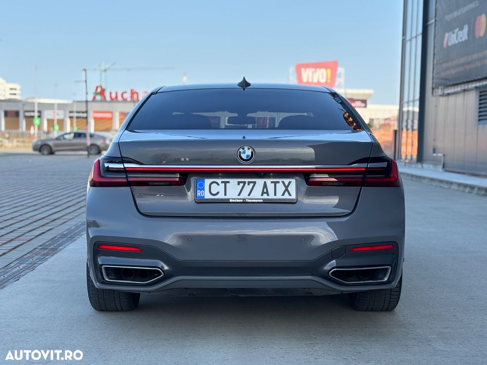BMW Seria 7 750i xDrive - 4
