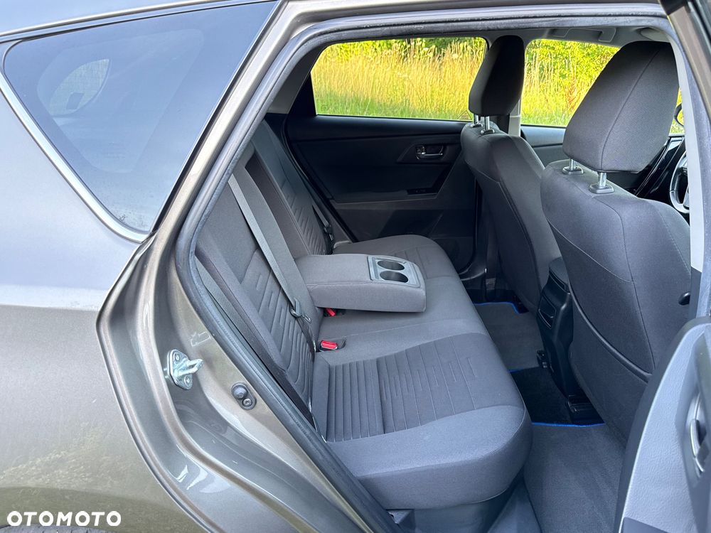 Toyota Auris - 20