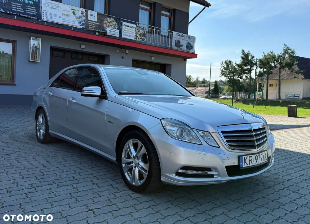 Mercedes-Benz Klasa E 220 BlueTEC 7G-TRONIC Elegance - 4