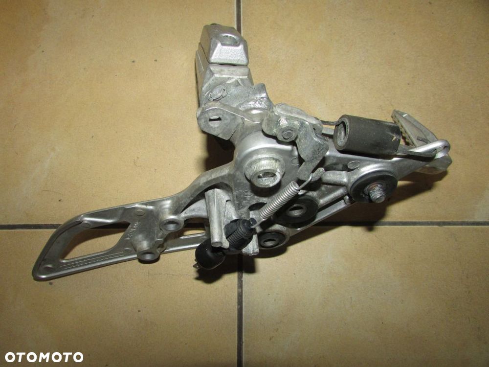 Suzuki GSF 650 Bandit 07-08 podnóżek set prawy przód - 2