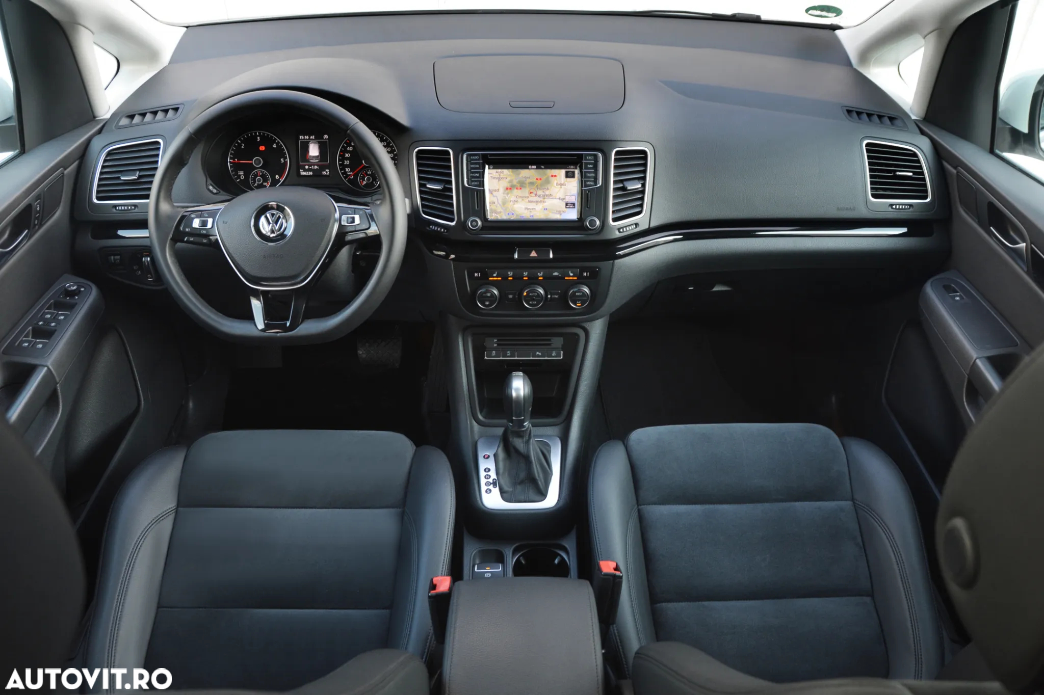 Volkswagen Sharan 2.0 TDI DSG (BlueMotion Technology) Highline - 6