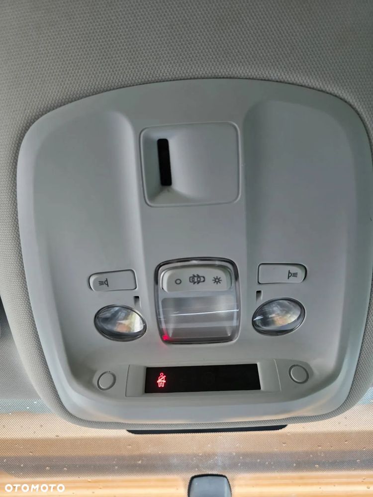 Peugeot 308 1.5 BlueHDi Business Line S&S - 27